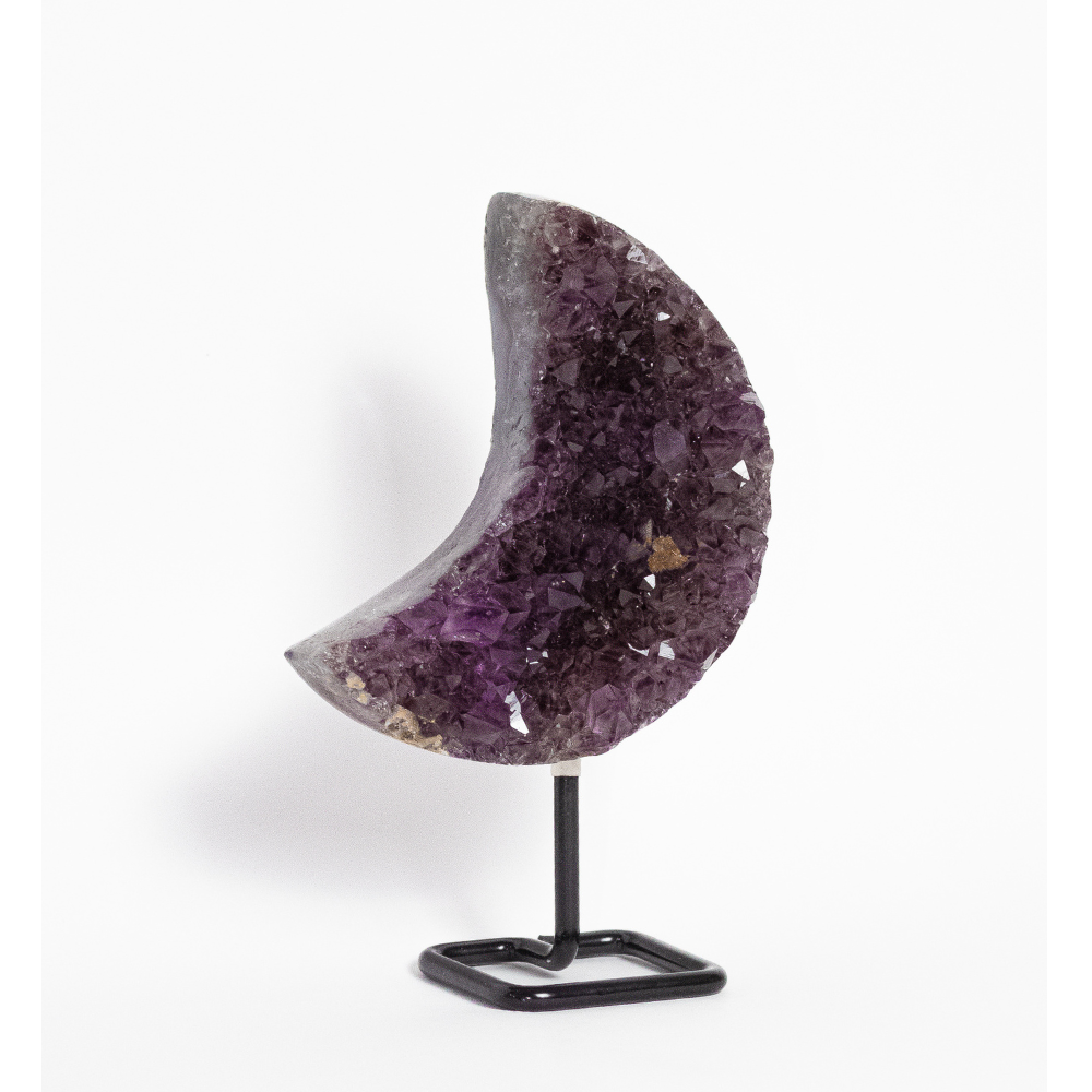 Lune Druse d'Améthyste avec Inclusion de Rutile sur Base 500 Grammes