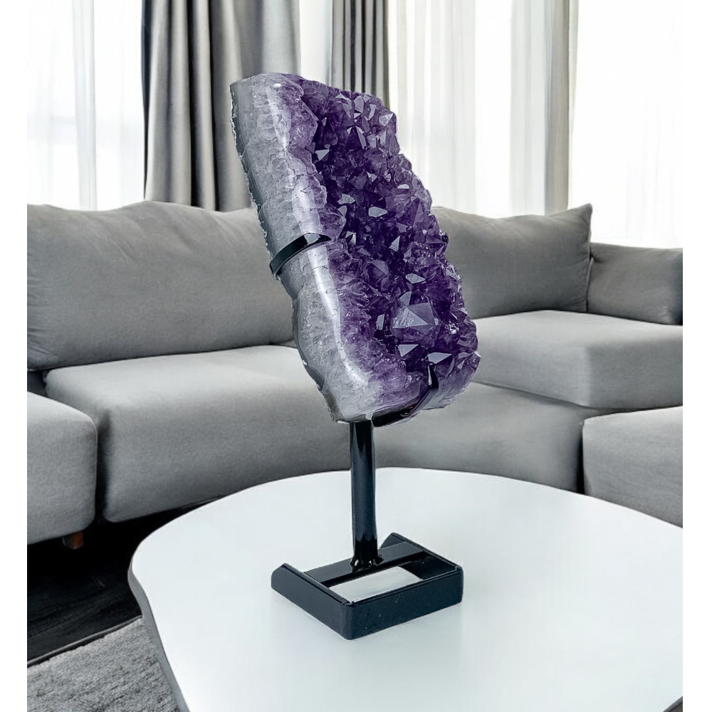 Extra Amethyst Druzy on Black Metal Base 4.800 Kg