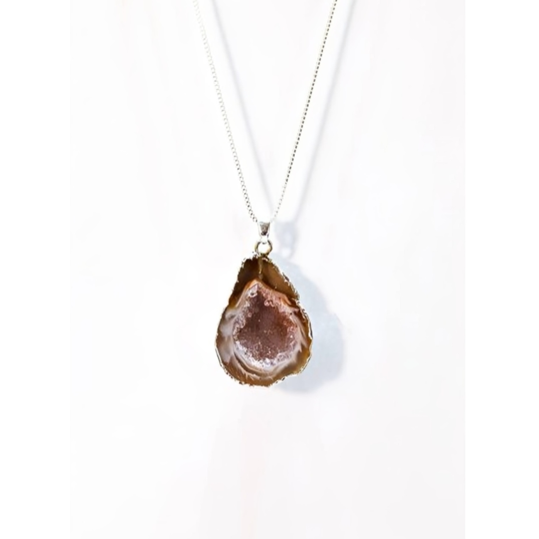 Short Natural Agate Geode Necklace Silver Plated
