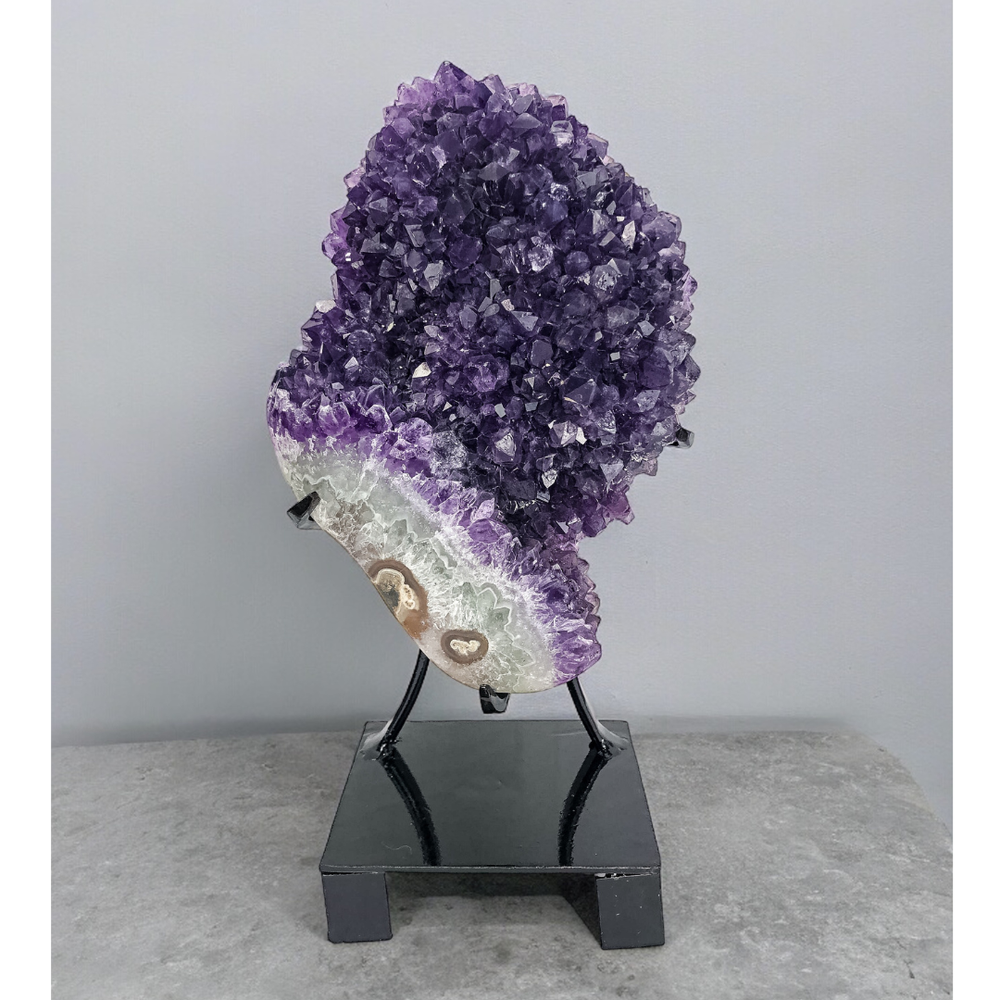 Uruguayan Amethyst Druzy on Black Metal Base 1.800 Kg