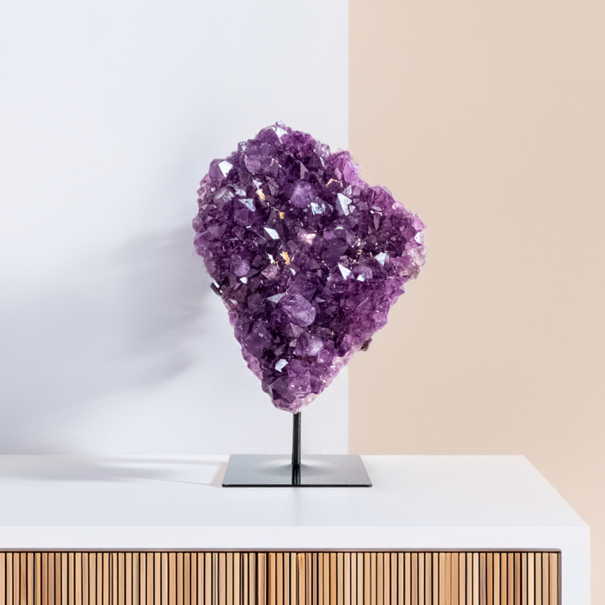 Extra Amethyst Druzy on Black Metal Base 7.560 kg