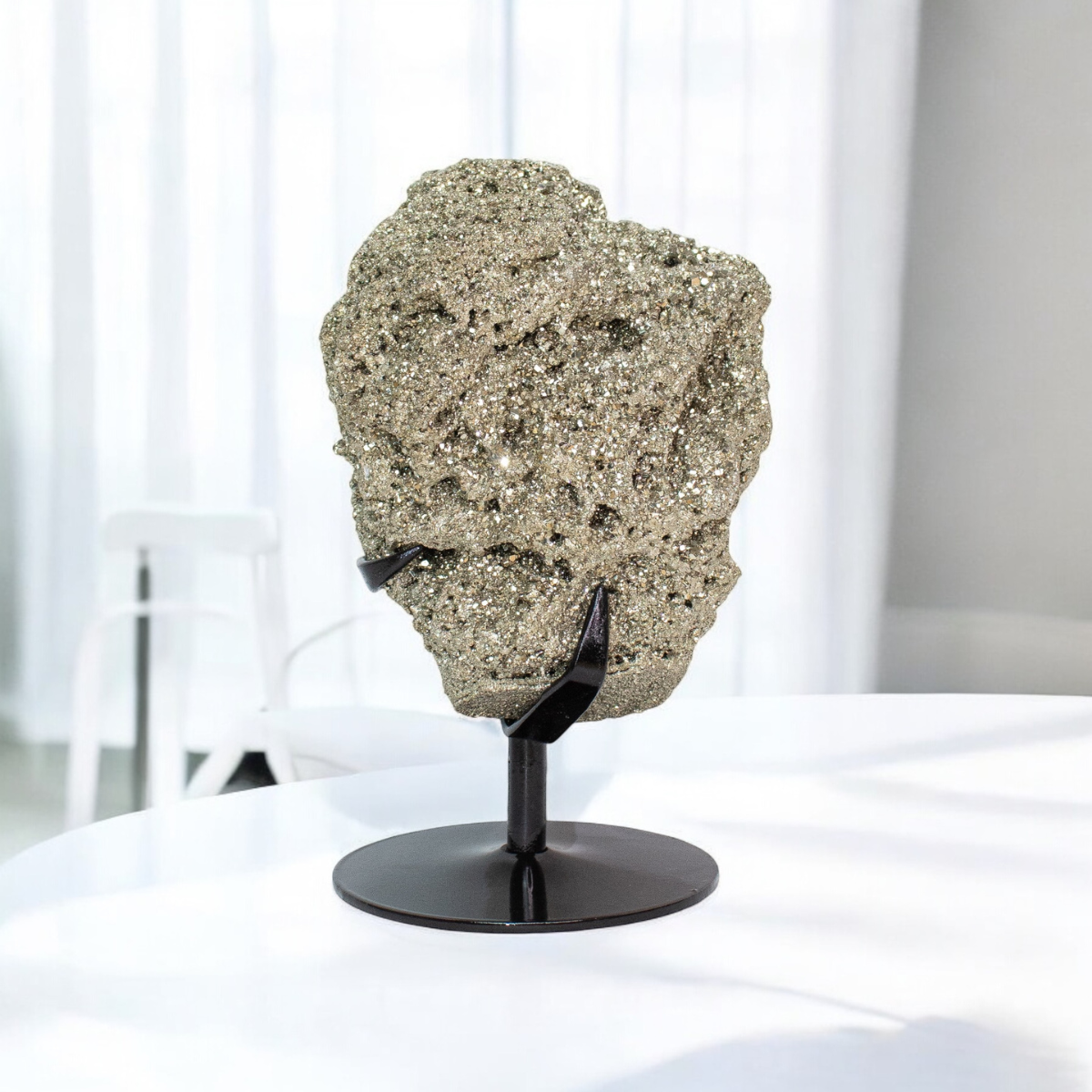 Pyrite sur Base en Métal Noir 2,4 Kg