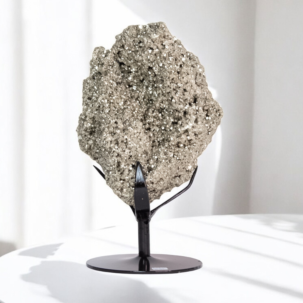 Pyrite sur Base en Métal Noir 2,945 Kg