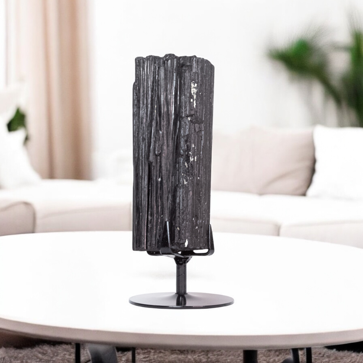 Tourmaline Noire Brute sur Base 2,010 Kg
